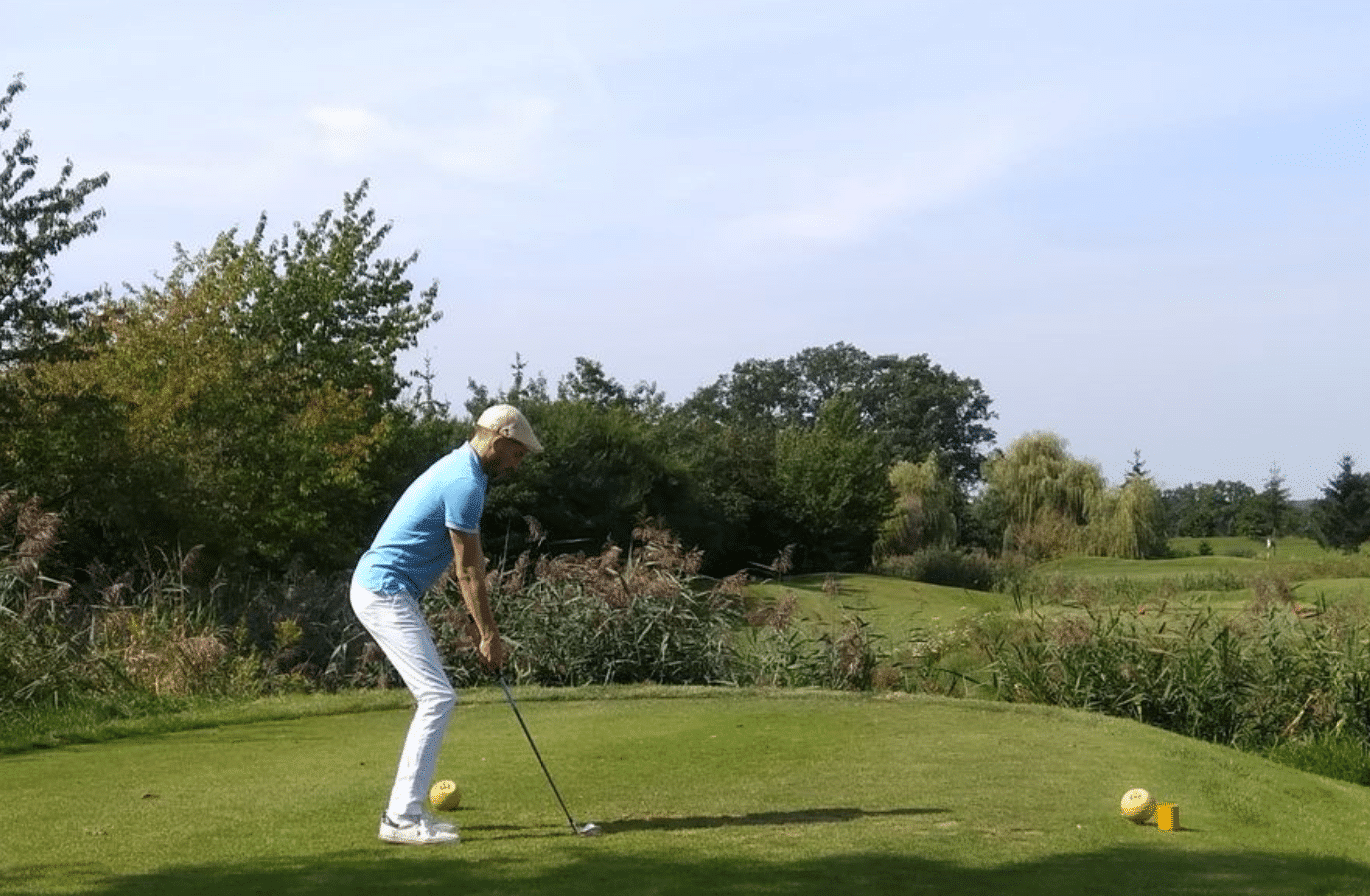 Hugon Szulczewski na polu golfowym